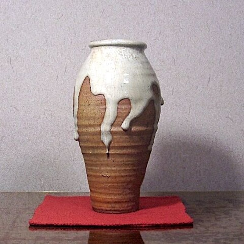 月谷焼 月谷初子 作 白釉 掛花入 箱合 保証。 | STORESショップARIKA