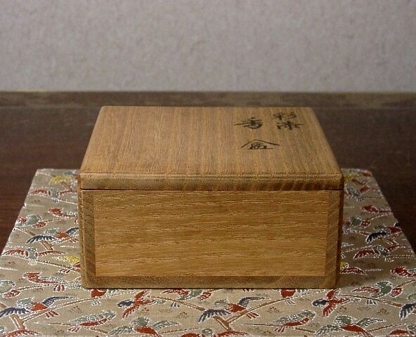 漆工 山田楽全（二代）作 香合 雪月花 無傷 共箱 保証。 | STORES