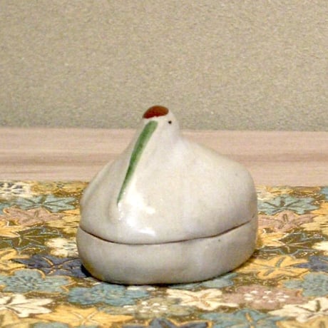 善光寺焼　東野窯　大森光彦作　鶴香合　共箱　古物。