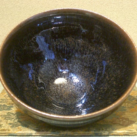 京焼・清水焼　牧勇吉作　油滴　茶碗　共箱　無傷　古物。