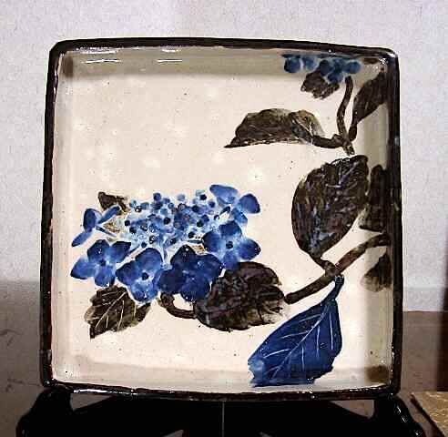 平成俊山造 花鳥乾山 角皿十二客 共箱 木箱入り 京焼・清水焼 俊山 花鳥乾山十二月角皿揃 – SEIKADO