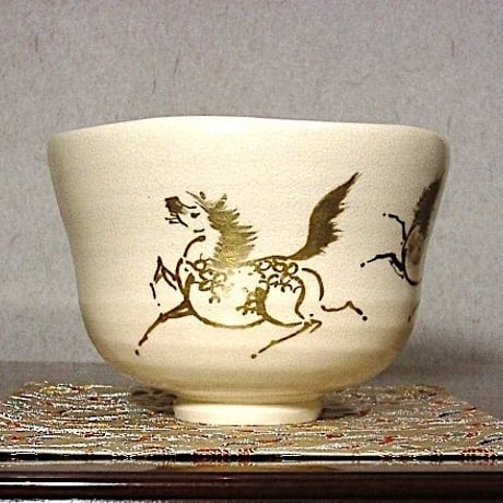 村田陶苑 造 紅安南茶碗 共箱 共布 茶道具 村田陶苑 造 紅安南茶碗 共箱 共布 茶道具 工芸品