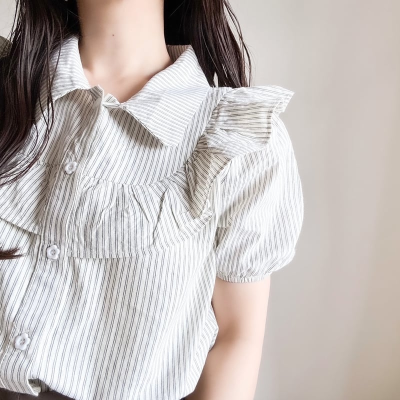 即納あり】ストライプフリルデザインブラウス | merrylatte