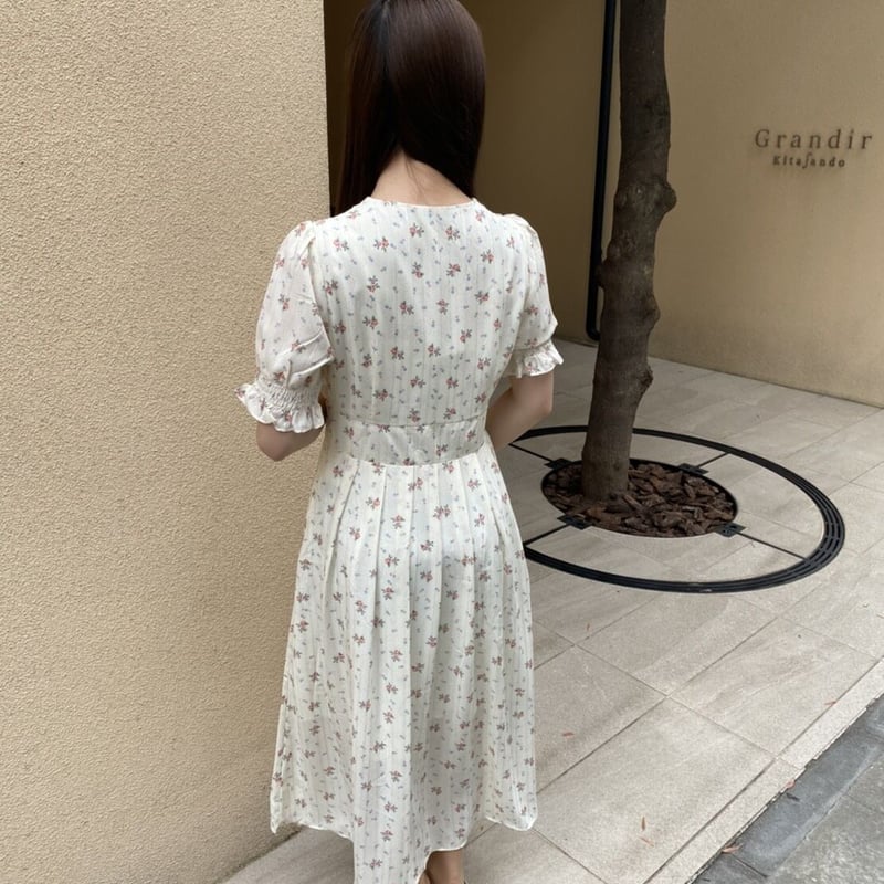 ラメフラワーレースワンピース | titty&Co. PETIT