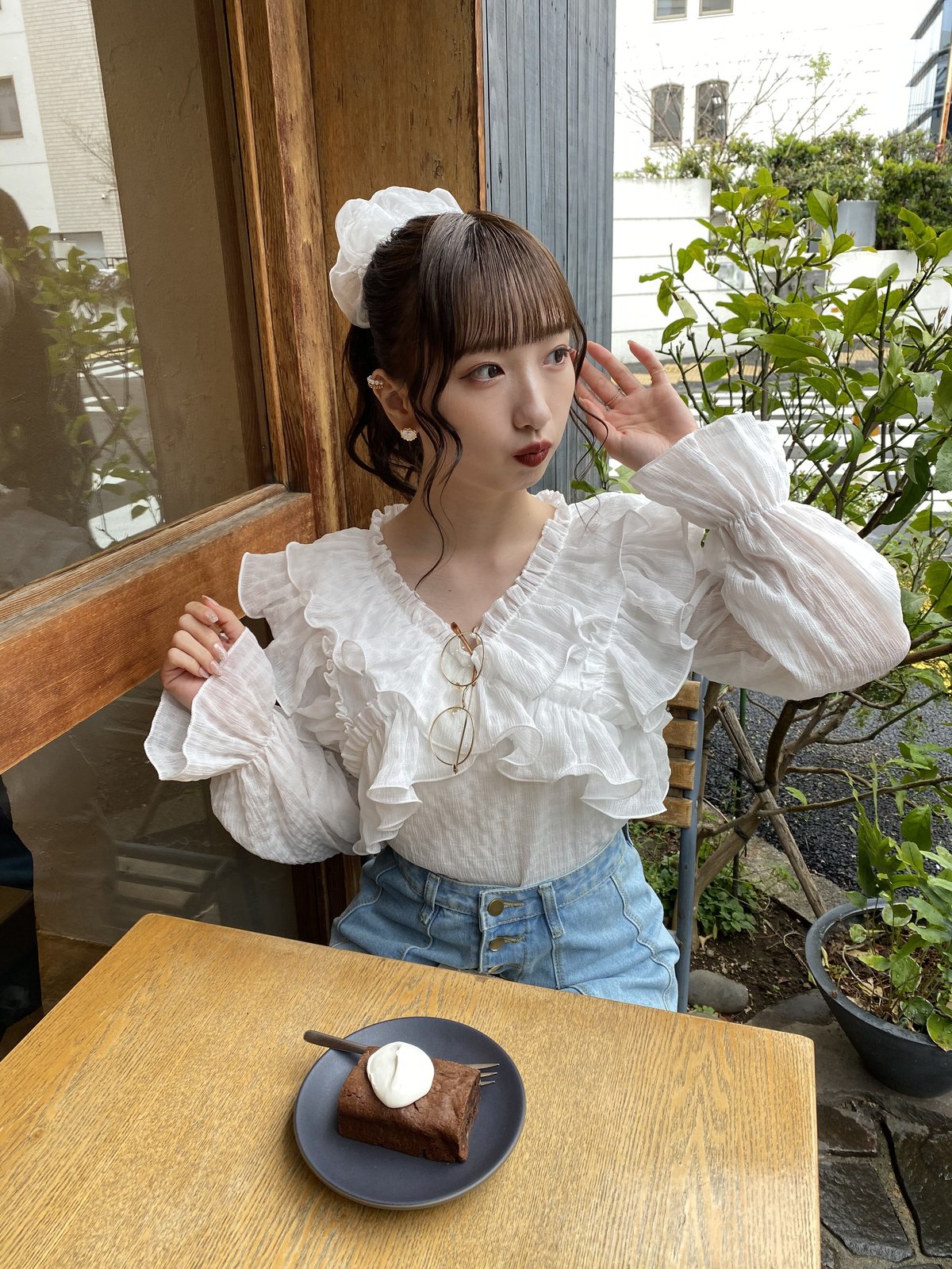 Bibiy. ANGELINA TOP フリル　ブラウス ブラック Bibiy. 正規品 ANGELINA TOP フリル ブラウス ブラック - メルカリ