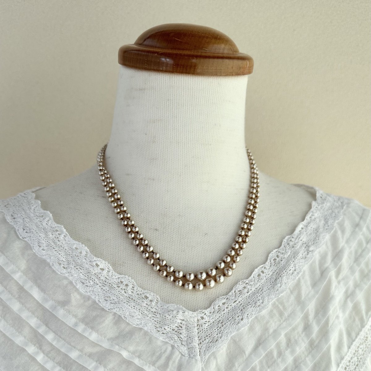 ロータス ダブルストランド シミュレーテッドパール ネックレス オリジナルボックス付き ア...