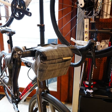 - OUTER SHELL ADVENTURE - Drawcord Handlebar Bag [LiteSkin]