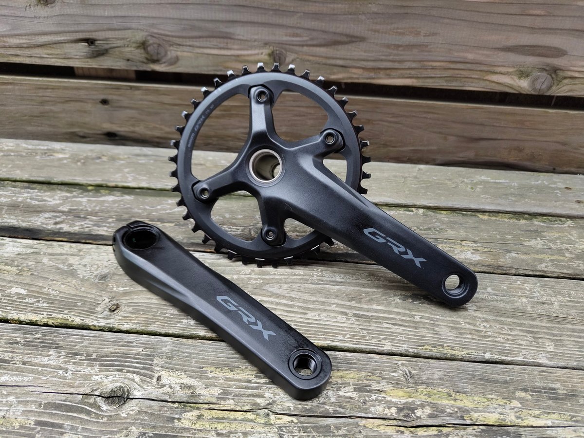 シマノGRXフロントチェーンホイールFC-RX600 2x11s 172.5ミリ