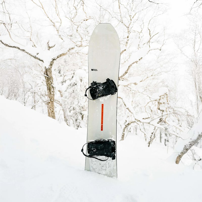 UNITED SHAPES DEEP REACH | STEEZ CREATIVE STAND