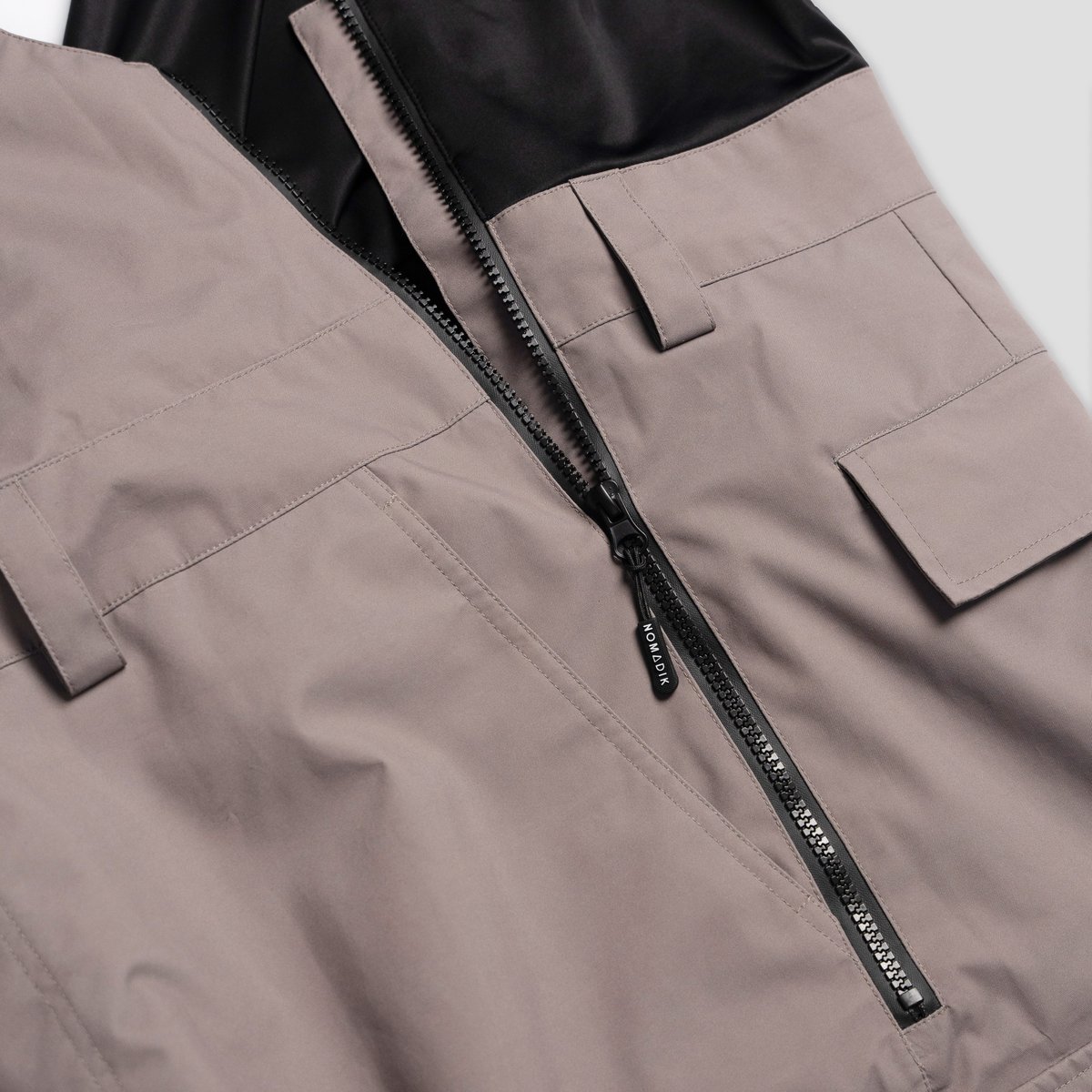 NOMADIK BIB PANTS STRIPE 22-23 Lサイズ NOMADIK BIB PANTS STRIPE 22-23 Lサイズ NOMADIK BIB PANTS