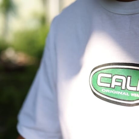 CALM CLASSIC LOGO T-SHIRT - White