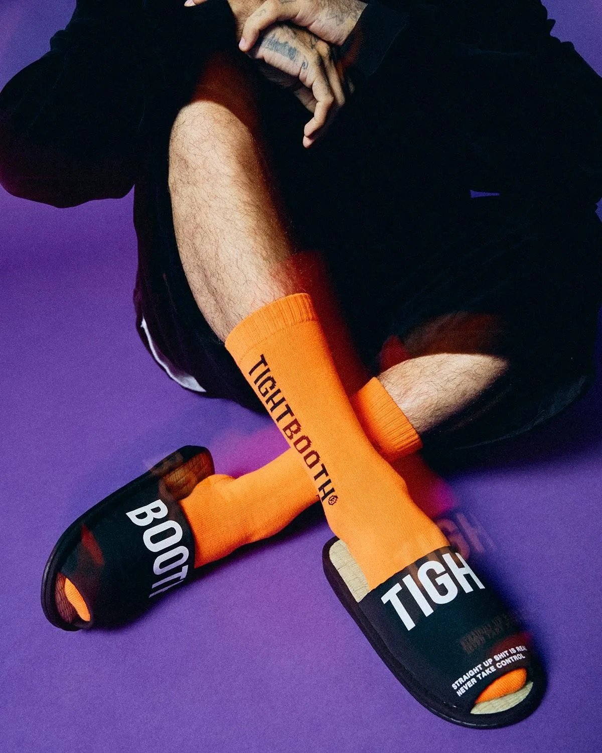 セール TIGHTBOOTHPRODUCTIONLABEL LOGOBANGLE TIGHTBOOTH LABEL LOGO SOCKS | STEEZ CREATIVE S