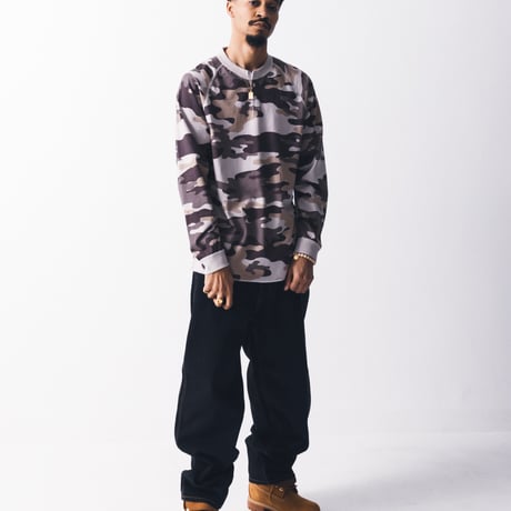 HELLRAZOR  HENRY RAGLAN LS SHIRT