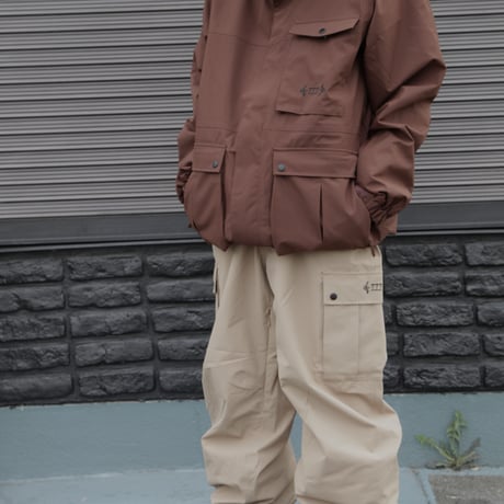 NOMADIK   777 PNT 23-24
