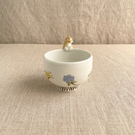 茶白猫ぐい呑