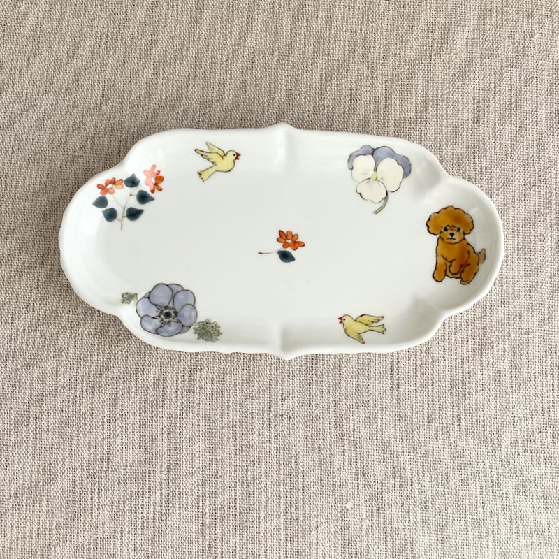 トイプードル（アプリコット）と鳥雲形皿（小） | nao uchimura 内村七生