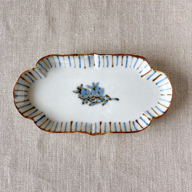 灰釉雲形皿（小・ストライプ） | nao uchimura 内村七生