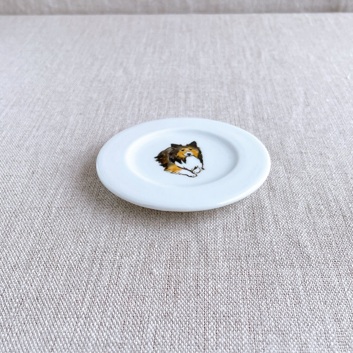 村田森　染付デルフトシェル形 犬　中皿 シェルティ豆皿 | nao uchimura 内村七生