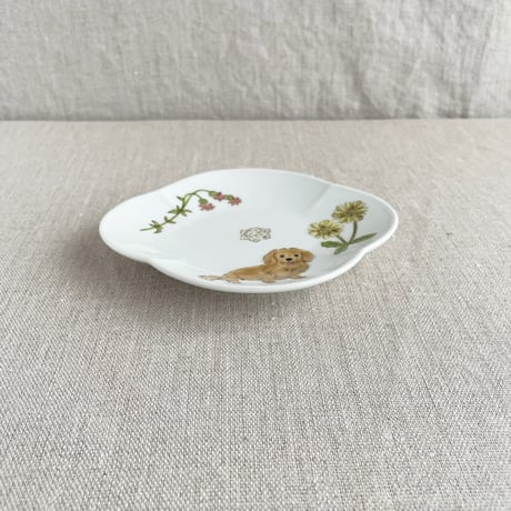 お花とミニチュアダックス（イエロー）木瓜小皿
