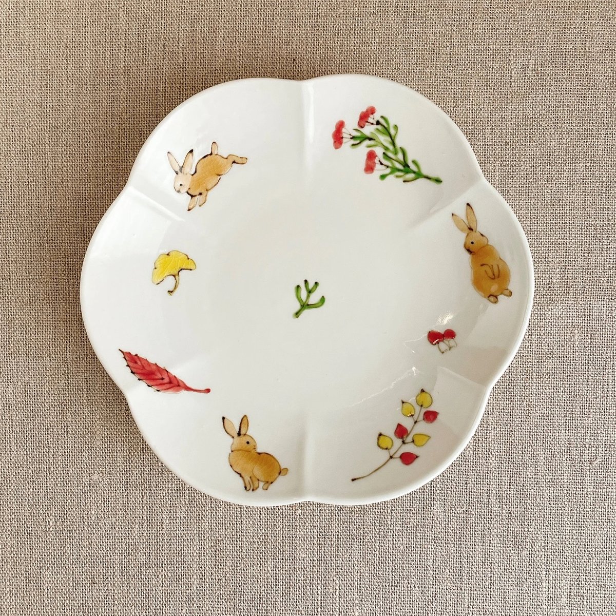 うさぎ輪花皿 | nao uchimura 内村七生