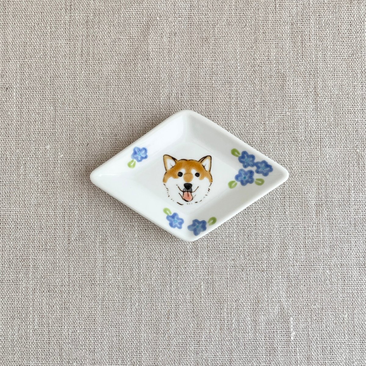 柴犬スマイル菱形豆皿 | nao uchimura 内村七生