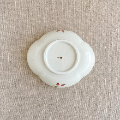 ヒタキとバラの実木瓜鉢 （ピンク）