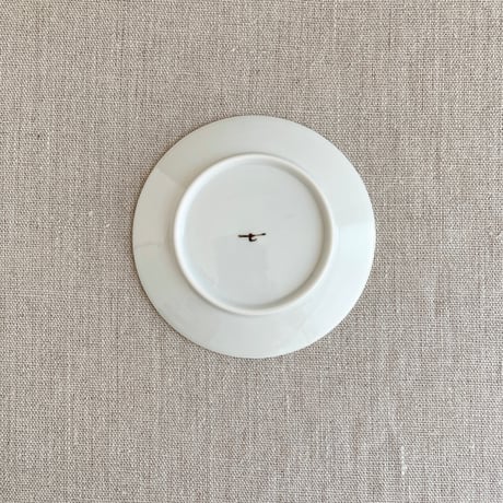 松竹梅と白猫小皿