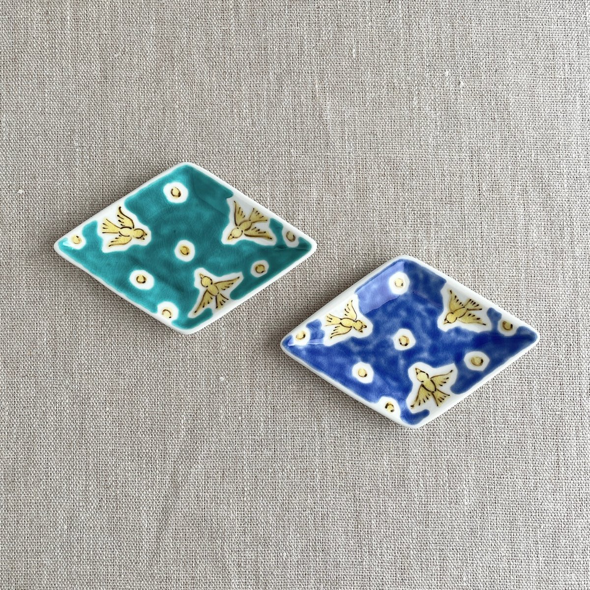 夜空の鳥(緑・青)菱形豆皿 | nao uchimura 内村七生