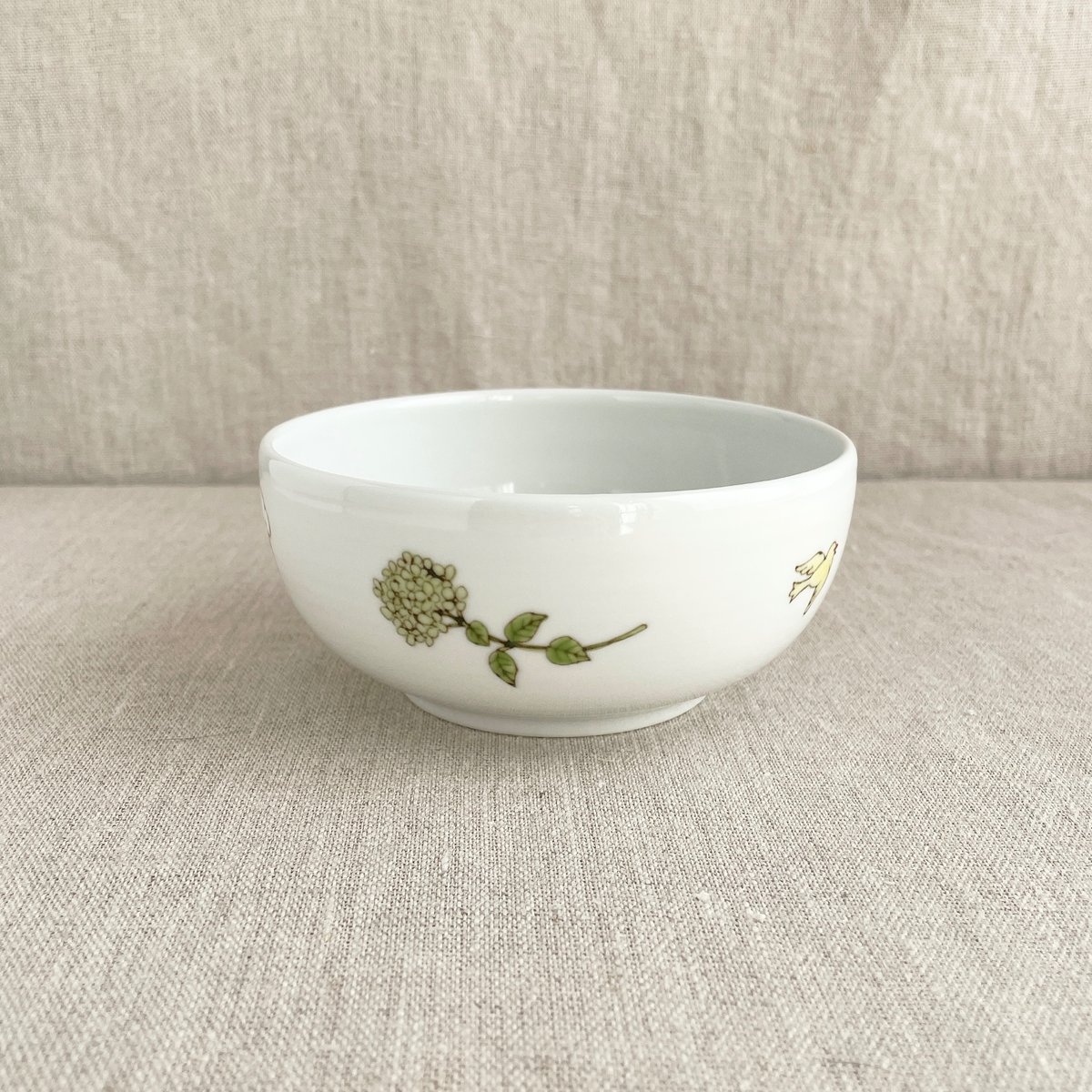 トイプードル（白）丸鉢 | nao uchimura 内村七生