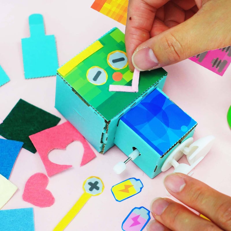 歩く！ゼンマイロボ_ピコトン工作キット（個包装50個） | プロが作った