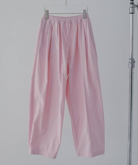 anuke アンヌーク　Volumetuck Cocoon Pants　62610720
