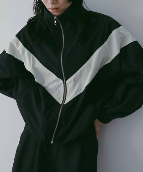 anuke アンヌーク　Nylon Track Blouzon 62610202