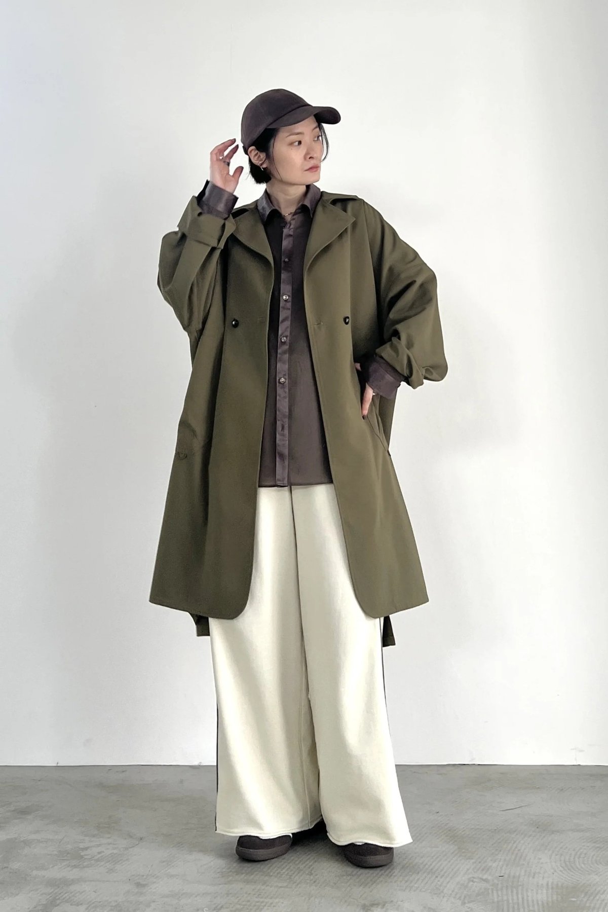 新品未使用　fosie♡トレンチコート FOSI.ビックサイズトレンチコート F1198 | Deargo