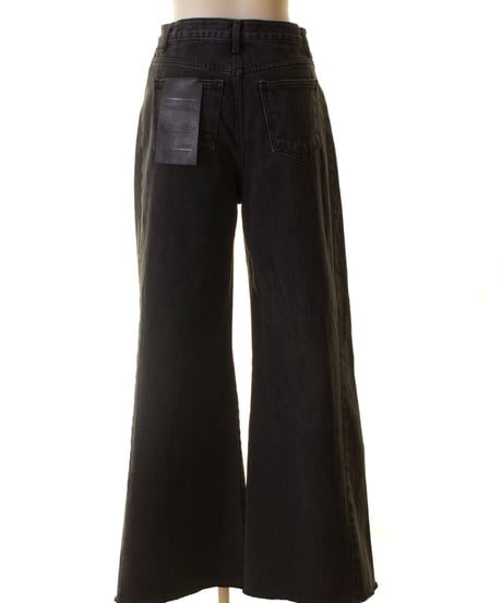 TRANOI.　トラノイ スーパーワイドデニムパンツ231R503