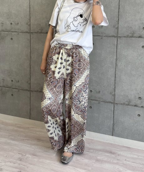 ROSIEE　ロージー　女の子柄コード刺繍Tシャツ　R810308　2026NEWARIIVAL
