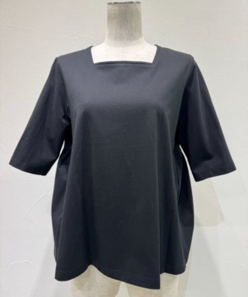 CYAN TOKYO シアン トウキョウ スクエアネックバックギャザーTOPS