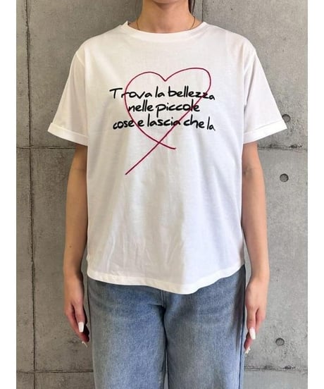 ROSIEE ロージー　R810306　ハート刺繍×手書き風ロゴプリントTシャツ