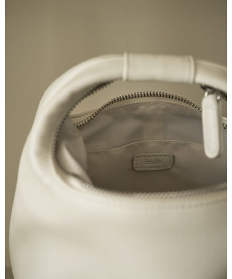 anuke アンヌーク Onehandle Leather Bag 62621004