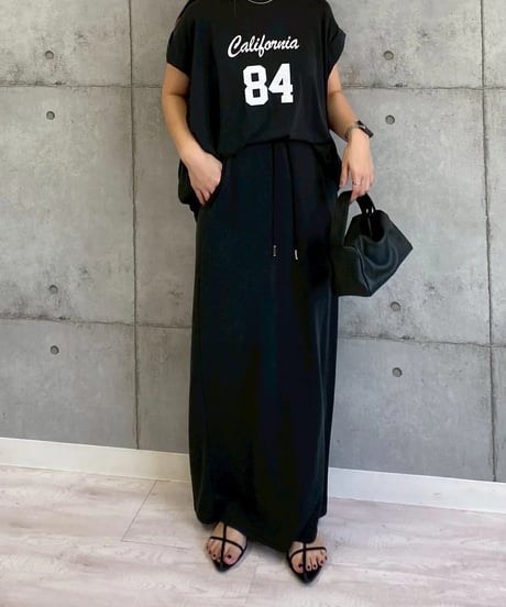 ROSIEE　ロージー　ソフトな風合いフロッキー肩タックプリントTシャツ　R810304　2026NEWARIIVAL
