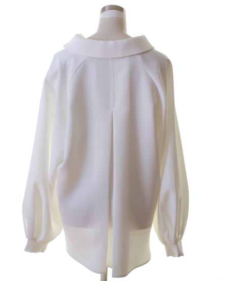 FURRRRY ﾊﾟｳﾀﾞｰｽﾄﾚｯﾁ合わせﾈｯｸﾌﾞﾗｳｽ 261WS0104 2026NEWARIIVAL