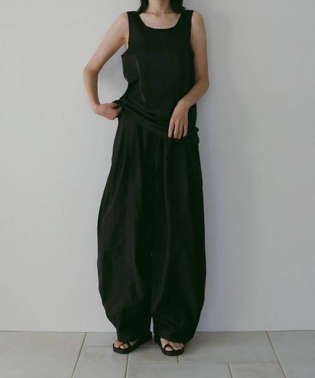 anuke アンヌーク　Volumetuck Cocoon Pants　62610720