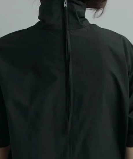 anuke アンヌーク Highneck Over Blouse Highneck Over Blouse 62520425