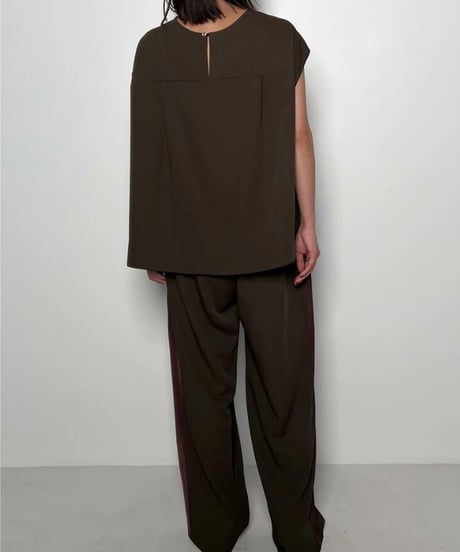 CHIGNON　シニヨンラインタックパンツ　3753-331KK　　本州送料無料！