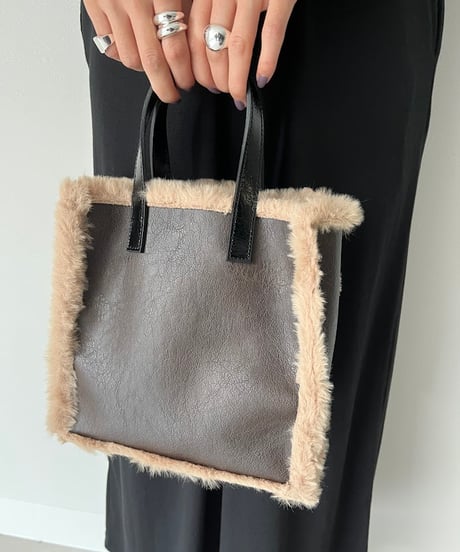 AgAwd　アガウド  ムートンBAG 0225-9118  2025秋冬物