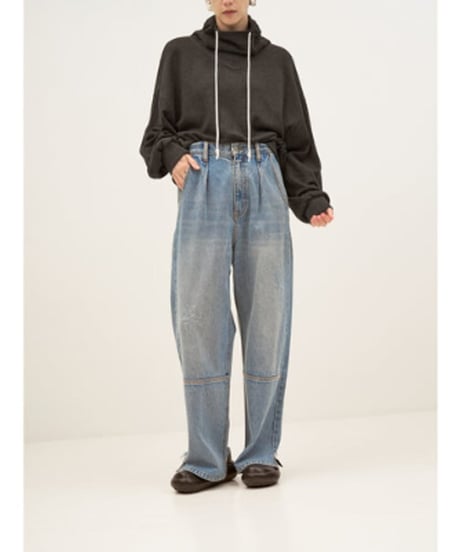 YENN イエン　TURTLE/N SWEATSHIRT