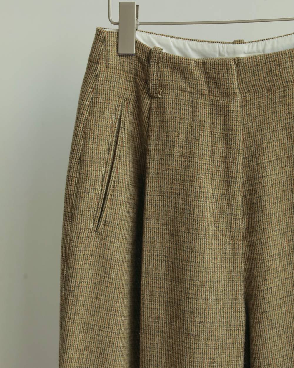 anuke アンヌーク Check Tuck Pants 62520707 | Deargo