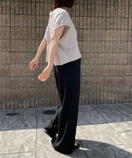 Anna Kerry　アンナケリー　スモールロゴトップス　27252905　2025夏物新作