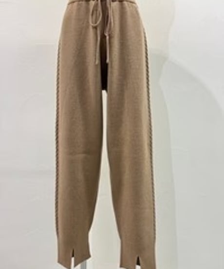 CYAN TOKYO　シアン トウキョウ　 ケーブルラインニットジョガー 507392