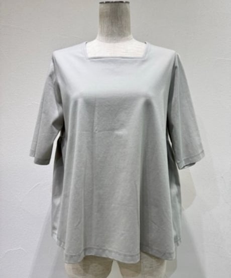 CYAN TOKYO　シアン トウキョウ　スクエアネックバックギャザーTOPS 601454 2026NEWARIIVAL