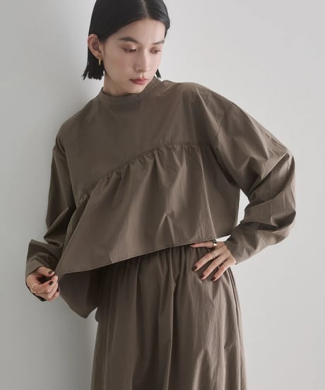hunch ハンチ ポリエステルブロード 前後2WAYフリルシャツ WLN5185 2026NEWARIIVAL